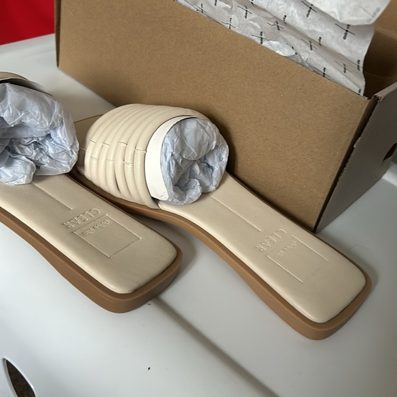 NIB Dolce Vita Sandals - Cream - Size 8.5 - Picture 2 of 4
